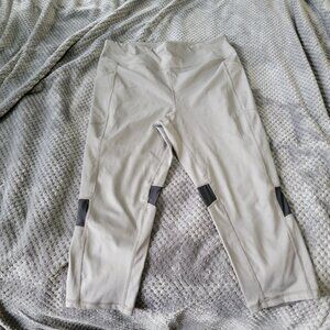 Lularoe Fearless Crop Legging - Gray - 1X